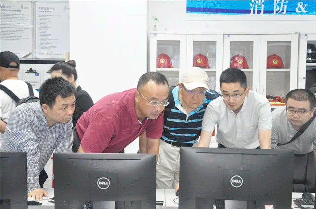 1560736065398259AFAB.gif 0 (1).gif