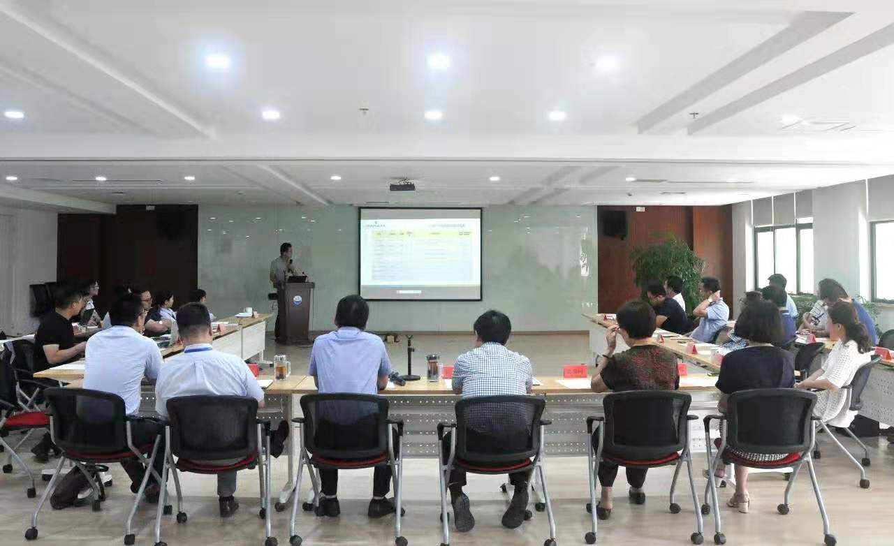 15686049252491546FA6.jpg 33f79128f646a7ed1d92f4726445109.jpg