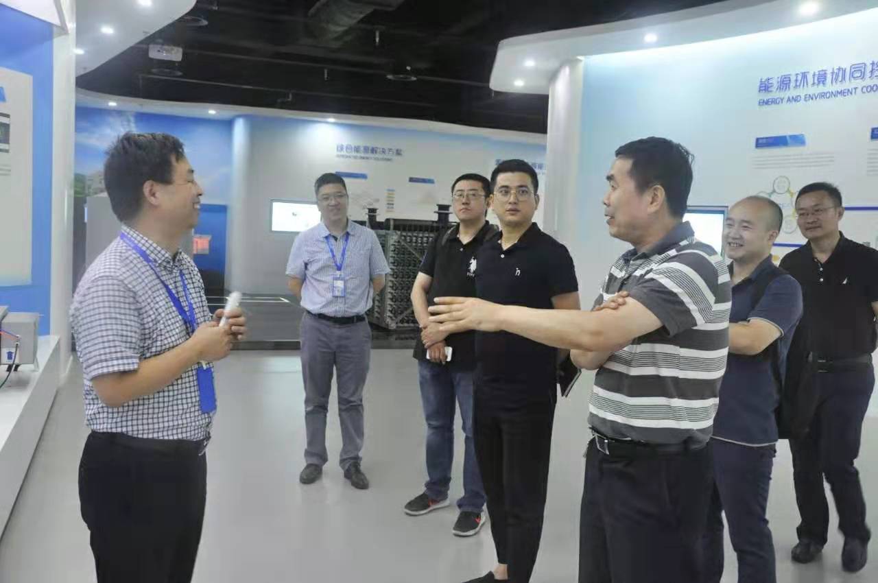 156861173516993258A2.jpg 2ee2773f04a298c34241b424990bed0.jpg