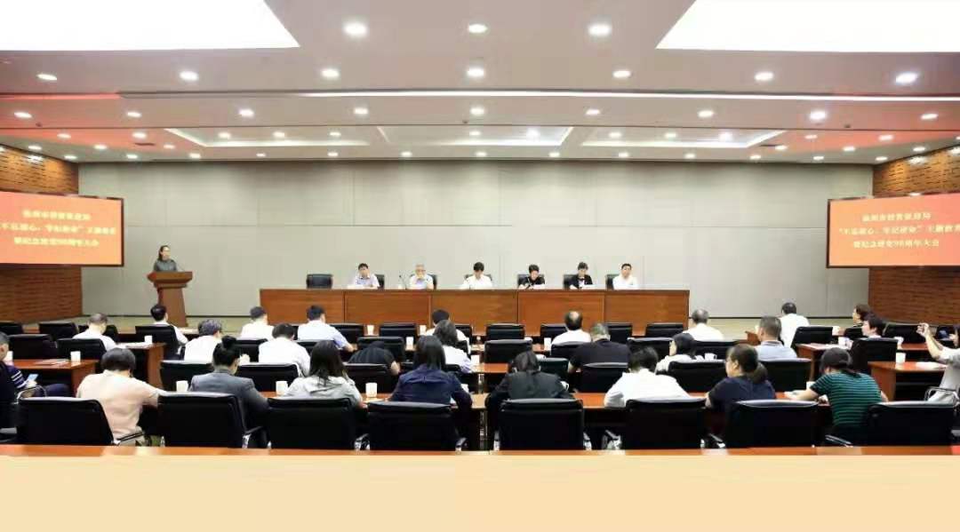 156861289811498015EE.jpg 466db53e833375408d0492d205765fa.jpg