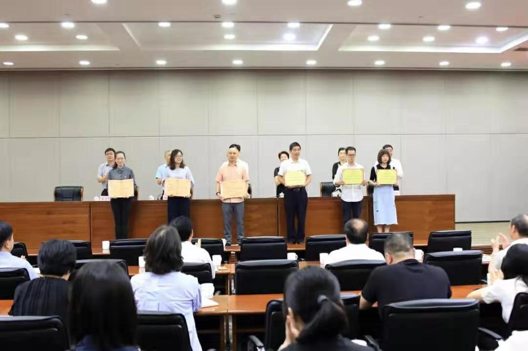 15686130317379521FA3.jpg 3dd98fe3d9dd7977a6eb4f7e2d8f7b6.jpg