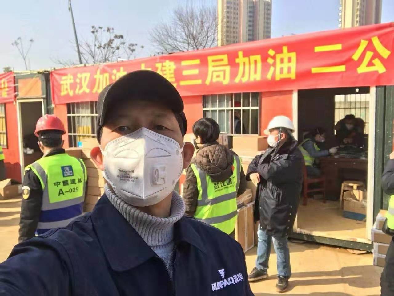 158070990111217042B7.jpg 9425acb48cb48c063fe626e4f00617e.jpg