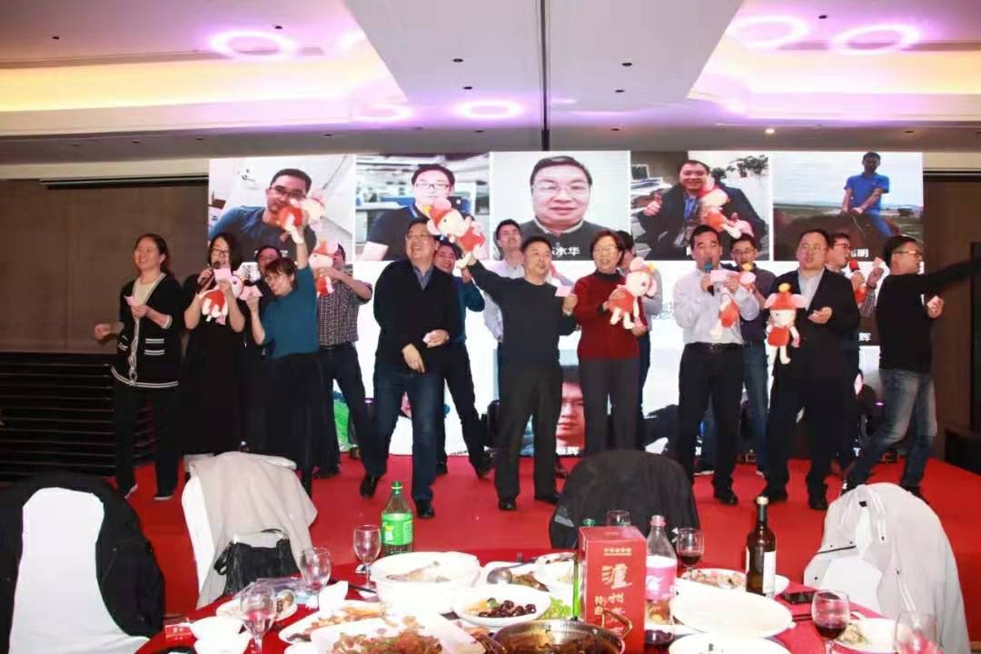 15807115475832095F8F.jpg d255d2ad3b5afa13ea3730c4b1226f7.jpg