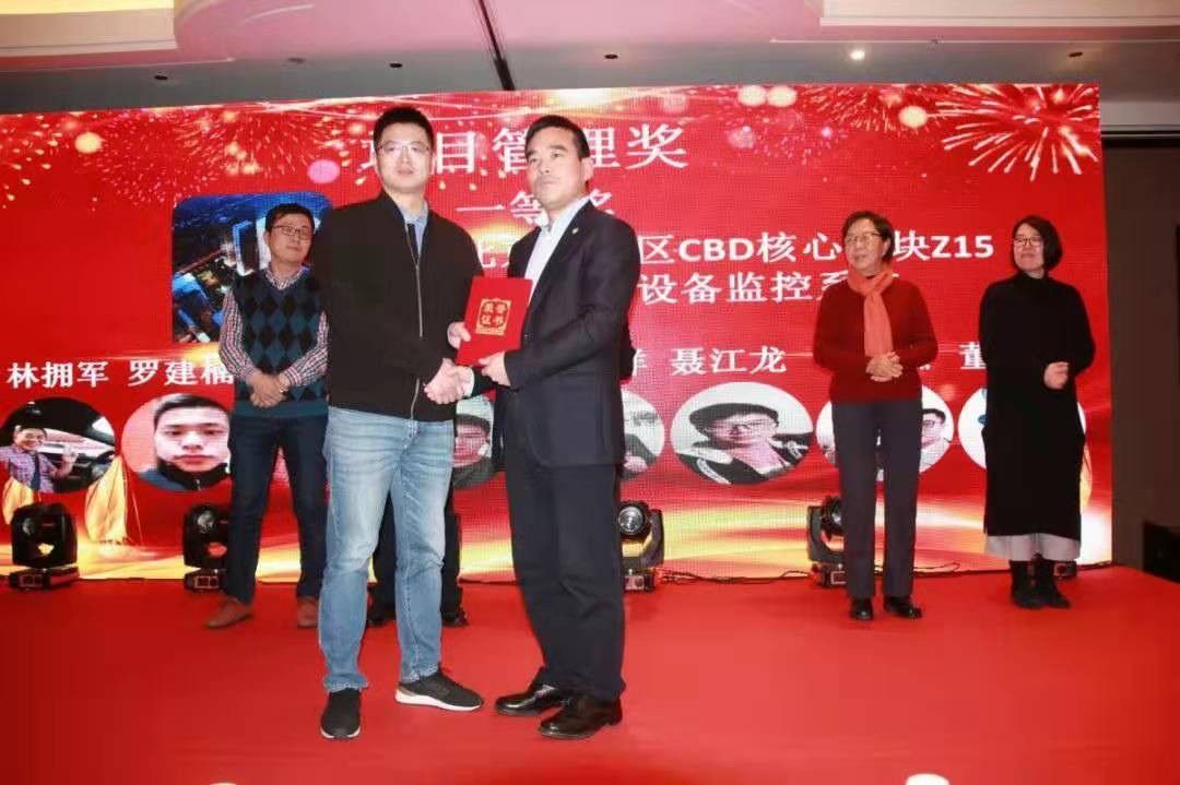 15807893871267281F66.jpg 926b88375bf7480e3c9fabe2ccc365c.jpg