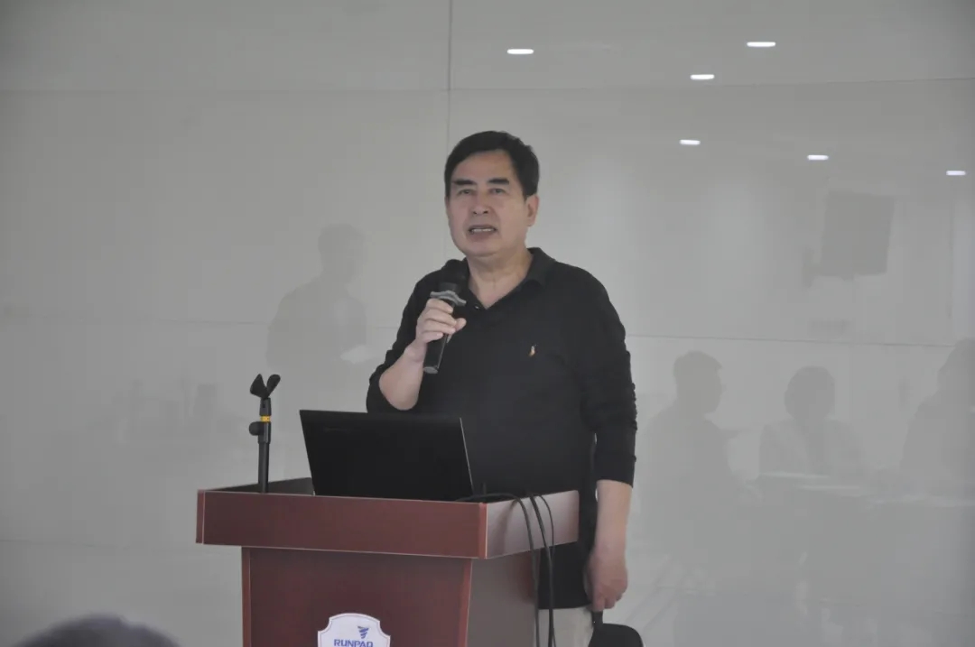 162035393711342756AE.jpg 640.webp (10).jpg