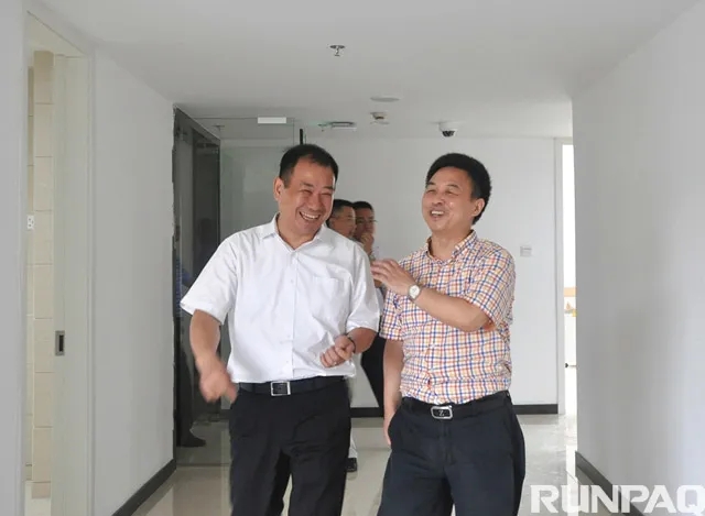 1620368351117825470E.jpg 640.webp.jpg