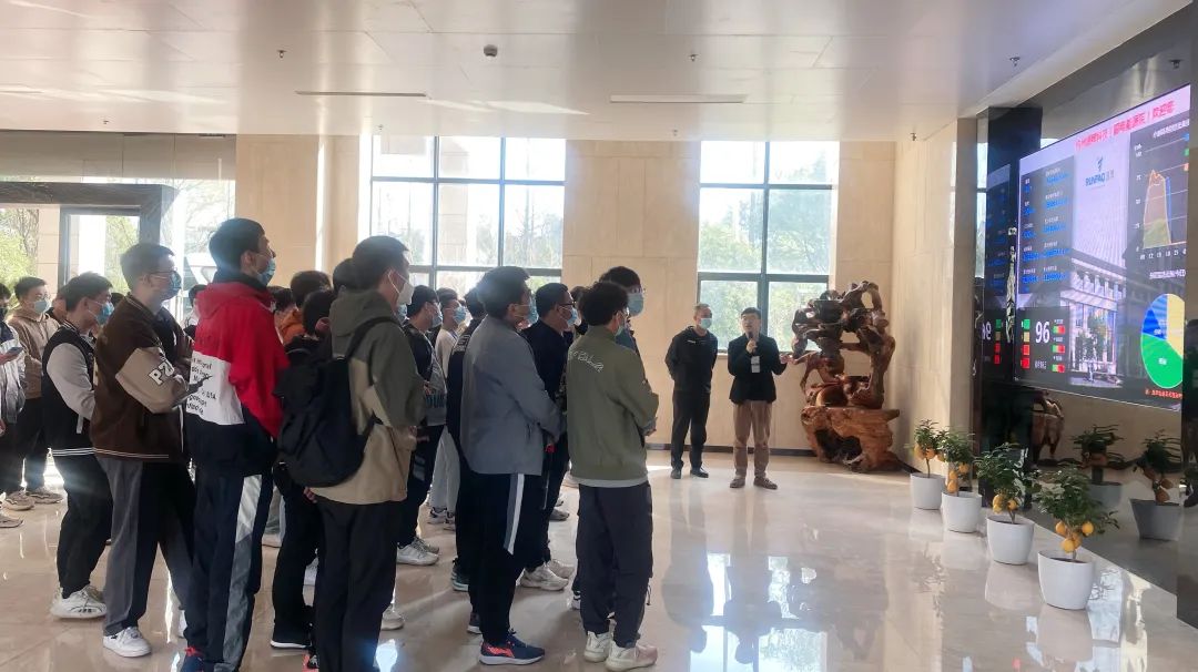 1678930217175139A05D.jpg 640.jpg