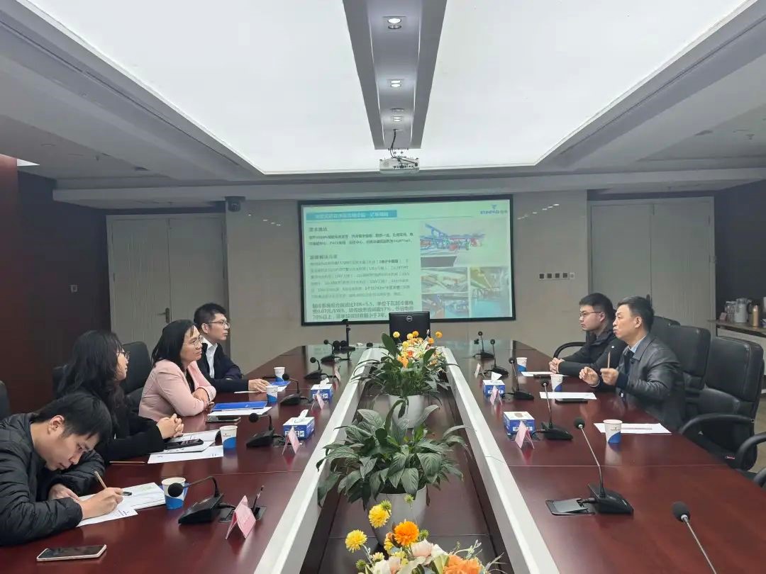 173336756610225615C4.jpg 4.jpg