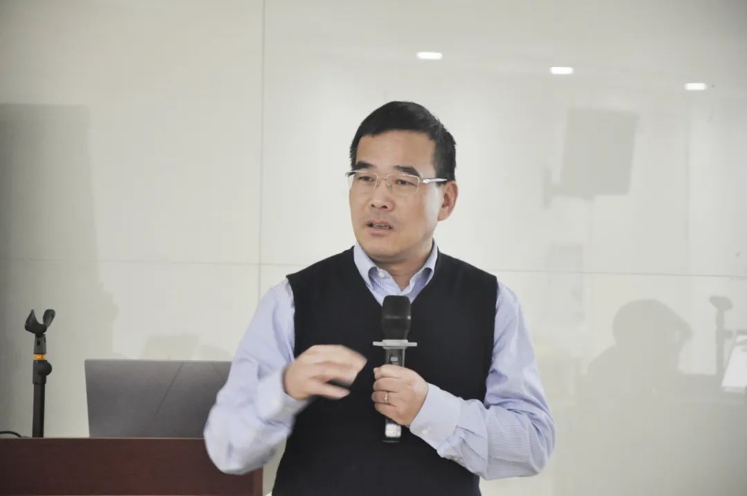 173977462423323230C7.jpg 10003.jpg