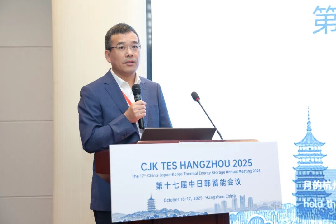 17610261392843976194.jpg 10004.jpg